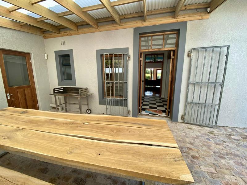 To Let 3 Bedroom Property for Rent in Gordons Bay Western Cape